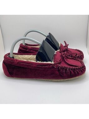 MINNETONKA Moccasins Women’s Size 9 Red Velour Cally slipper